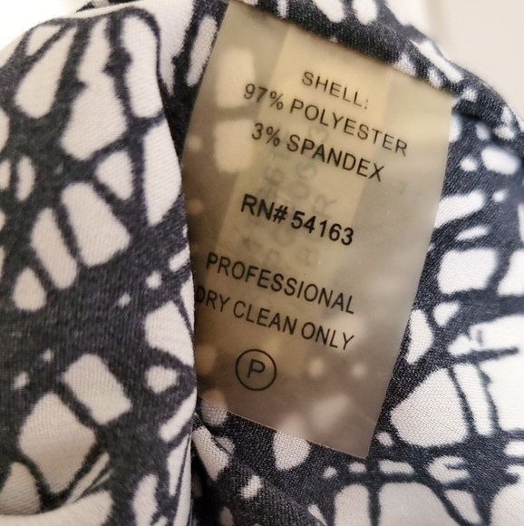 Calvin Klein Split Neck Tank Shell Top - Picture 6 of 7